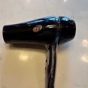 T3 Hair Dryer Luxe Ion 2i Glossy Black